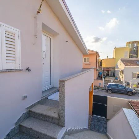 Brorent Domo De Aurora Apartahotel