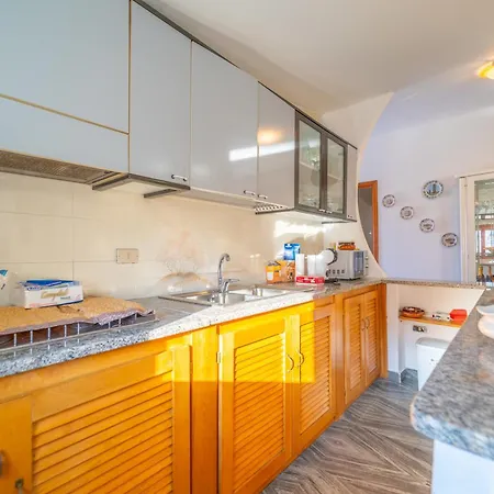 Brorent Domo De Aurora Apartahotel *